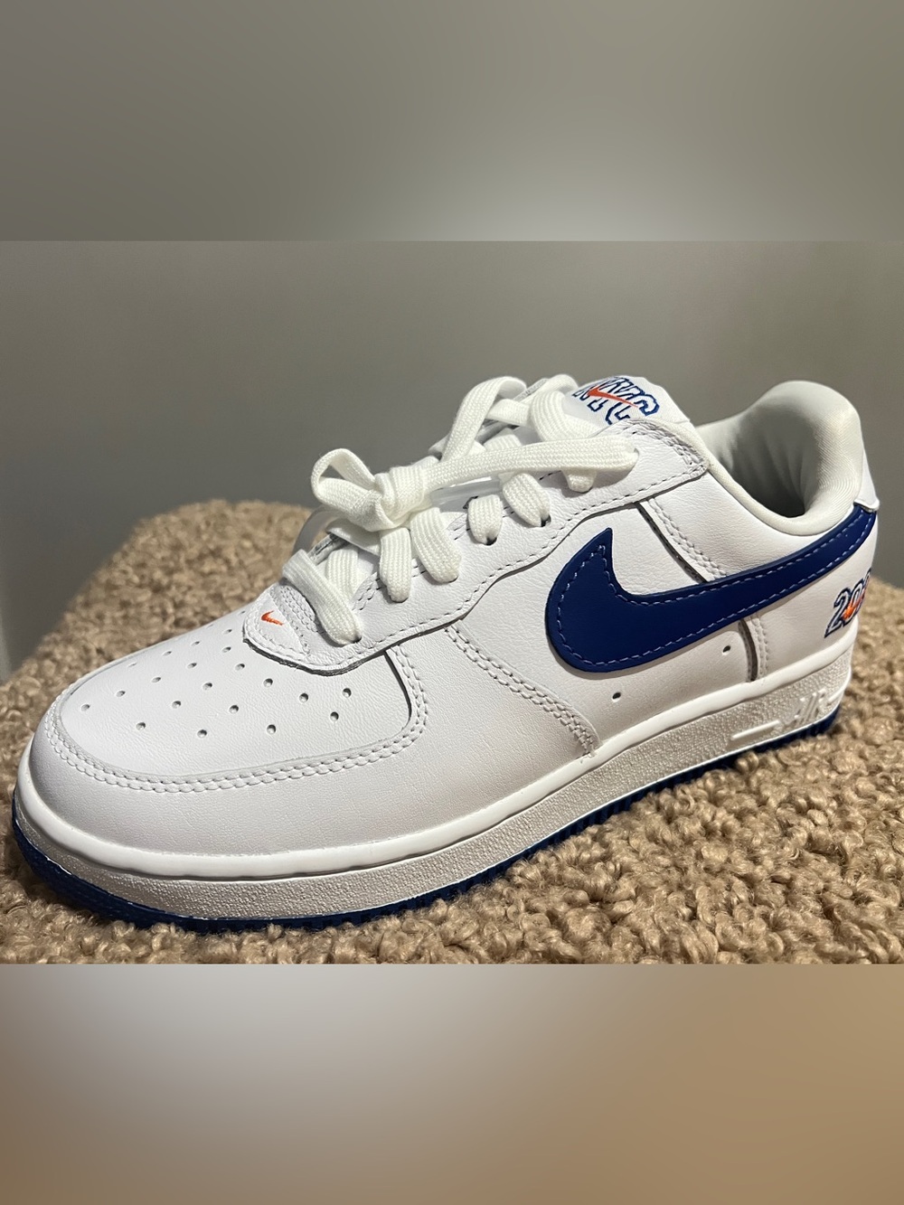 Knicks Nike Air Force 1 Low 2026 brand new in box Men’s 6.5 / Womens 8
